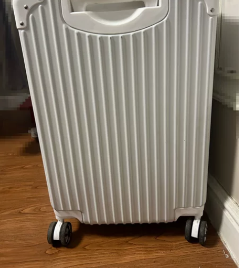 22寸行李箱 只用过一次，仅支持同城自提?...