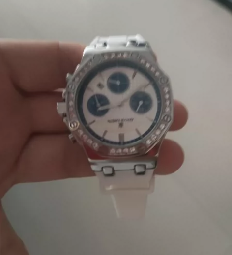 ?英国注册品牌INSW英诗2023年新款手...