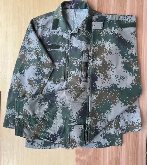 二手夏款迷彩工作服，吸汗透气性强，款式均码...