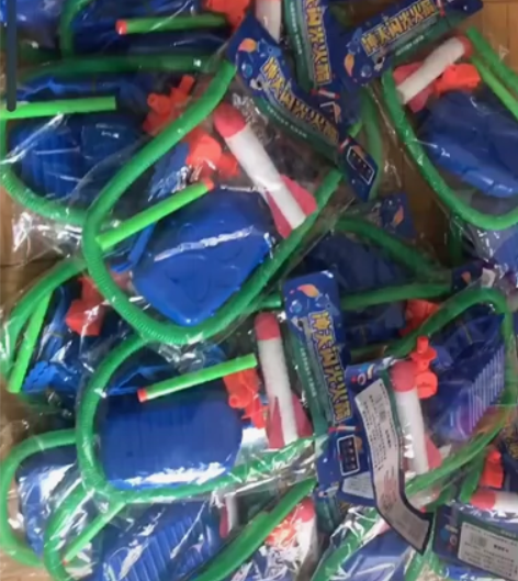 兼职摆摊神器冲天火箭，发光飞天火箭，冲天炮...