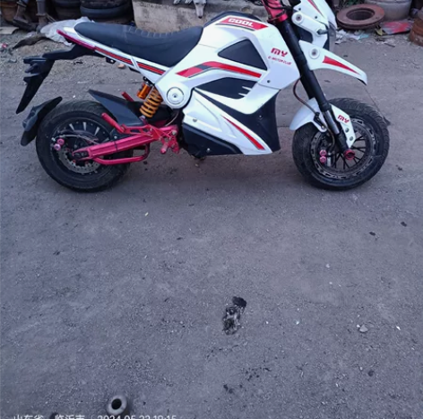 神鹰牌，电摩一辆，起步烧胎 感兴趣的话点“...