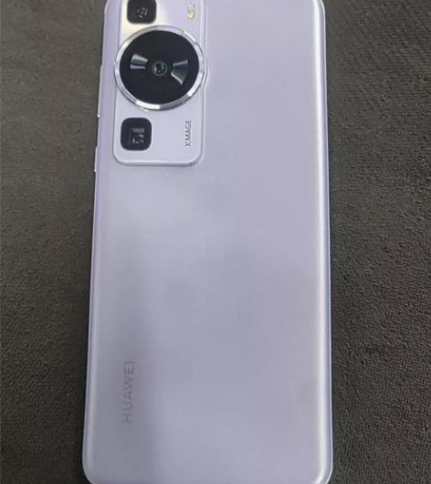 华为    P 60 99新无磕碰，充电口...