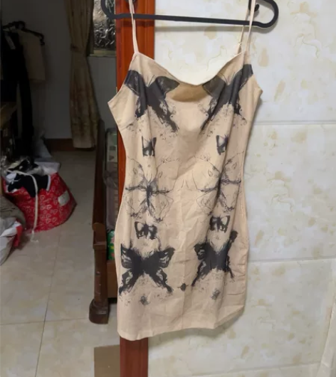 辣妹连衣裙女夏季法式蝴蝶水墨印花收腰a字包...