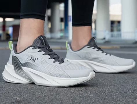 361男鞋运动鞋2024夏季新款跑步鞋36...