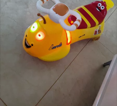 儿童爆笑虫子扭扭车，带音乐 售出不退换 感...