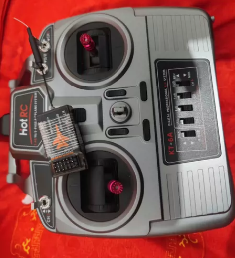 HOTRC-KT6a带一个自稳接收器，增稳...