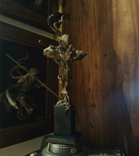 暴雪守望先锋源氏雕像帅的一比。 感兴趣的话...