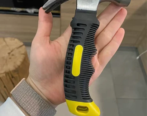 便宜出迷你羊角锤一把，居家必备神器，高碳钢...