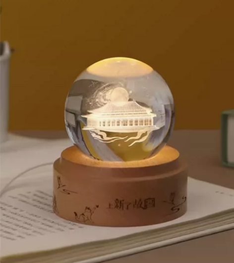 【博主闲置】上新了故宫角楼水晶球摆件卧室氛...