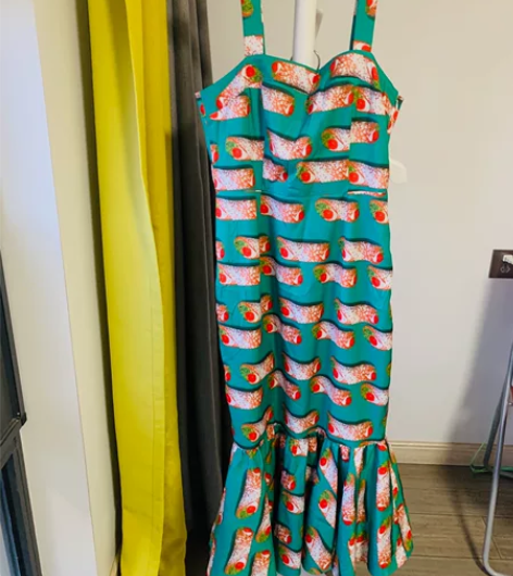 M码女士鱼尾长裙（腰围70） 颜色很漂亮，...