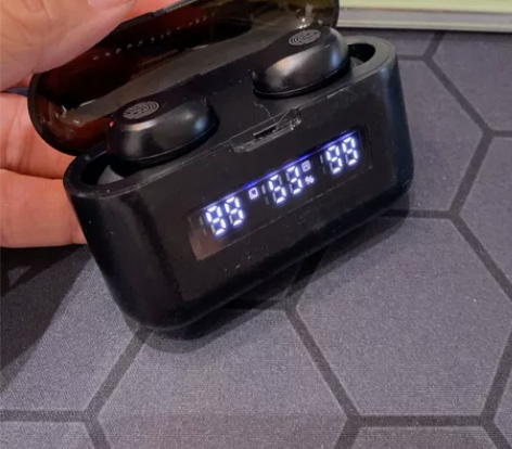 夏新真无线蓝牙耳机F9成色8新 功能完好包...