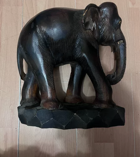 木雕大象摆件 大象和底座是一体的缺个配件，...