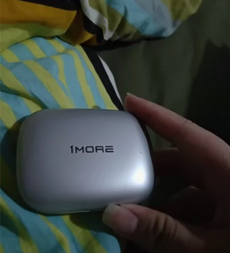 出万魔s50买了没几天，耳朵不合适，用了几...