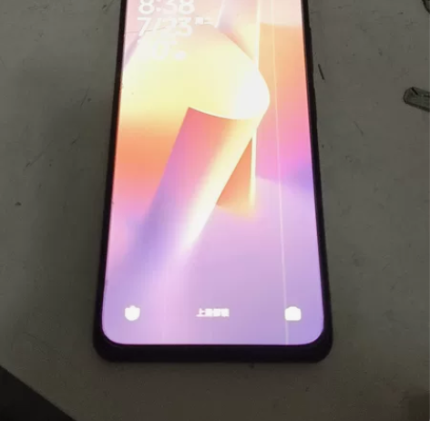 ?红米自用顶配k40，有磨损，裂缝是保护屏...