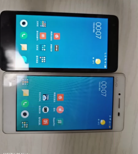 红米2Avivo y51a，两个老古董打包...