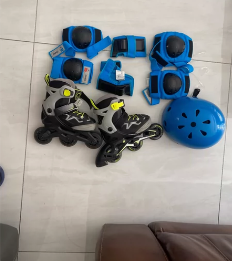 迪卡侬的旱冰鞋，儿子小时候玩的，玩一两回一...