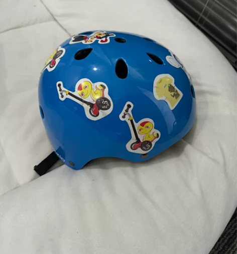 迪卡侬滑冰鞋！便宜甩！有合适的了解 感兴趣...