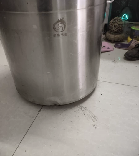 熟食店不做了 转让 蒸香鸭炉一个 蒸香鸭配...