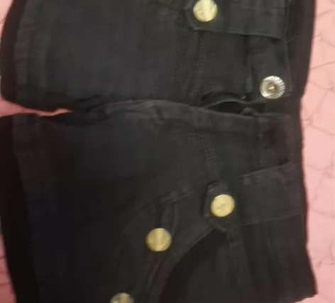 辣妈低腰短裤，好看 感兴趣的话点“我想要”...