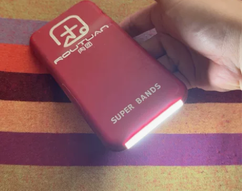 10000毫安快充充电宝罗马仕小米安克绿联...