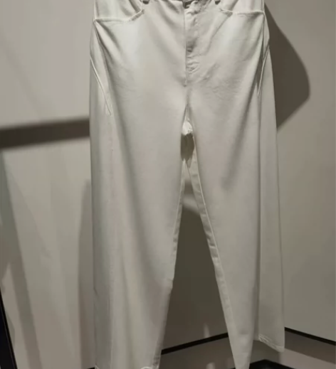 夏款牛仔裤，白色，S/155，全新正品不剪...
