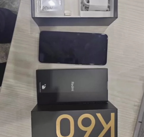 ?帮朋友出自用红米K60PRO，12+25...