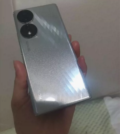 ?荣耀70 手机95新 12+256流光水...