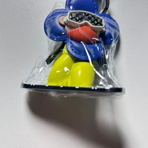 闲置L##amp；amp；v滑板钥匙扣，太...