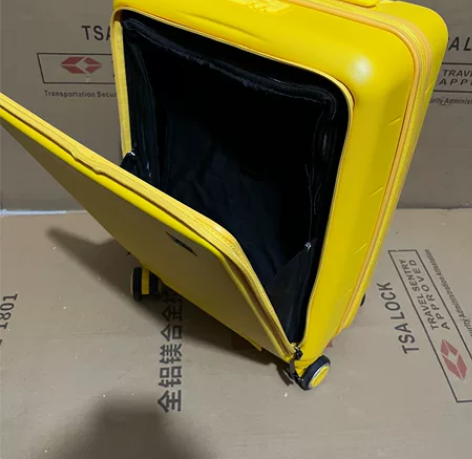 皇冠20寸开口箱黄色密码箱 感兴趣的话点“...