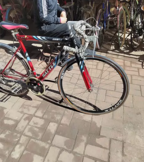 处理二手26型邦德公路赛自行车 感兴趣的话...