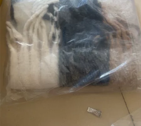 围巾全新未拆封 感兴趣的话点“我想要”和我...