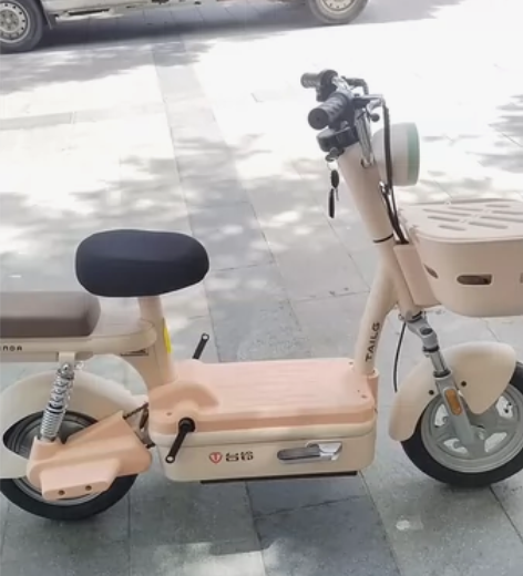 台铃电动车骑了一个月左右  有意者联系19...