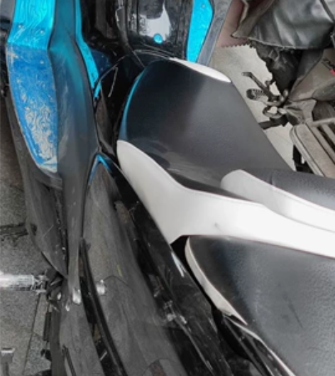 巡航舰摩托车踏板150cc整车9.9新出售...