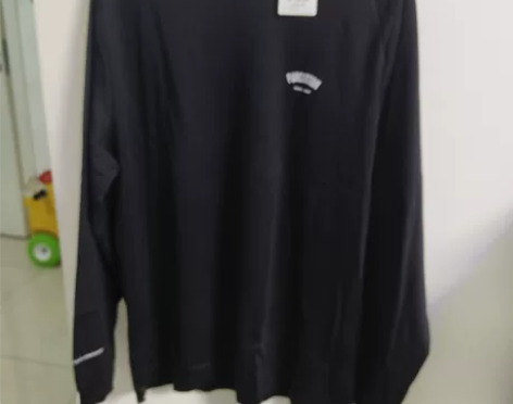 全棉时代男士卫衣，全新，正品，有吊牌。有黑...