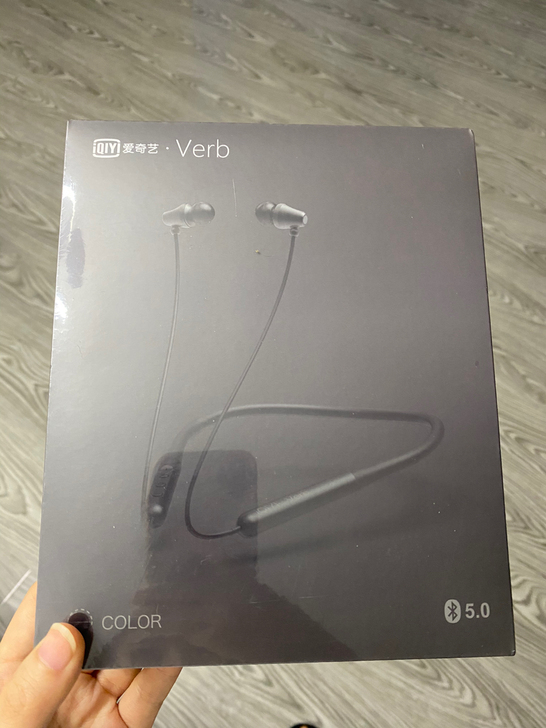 蓝牙耳机，中国新说唱联名verb，没拆封，...