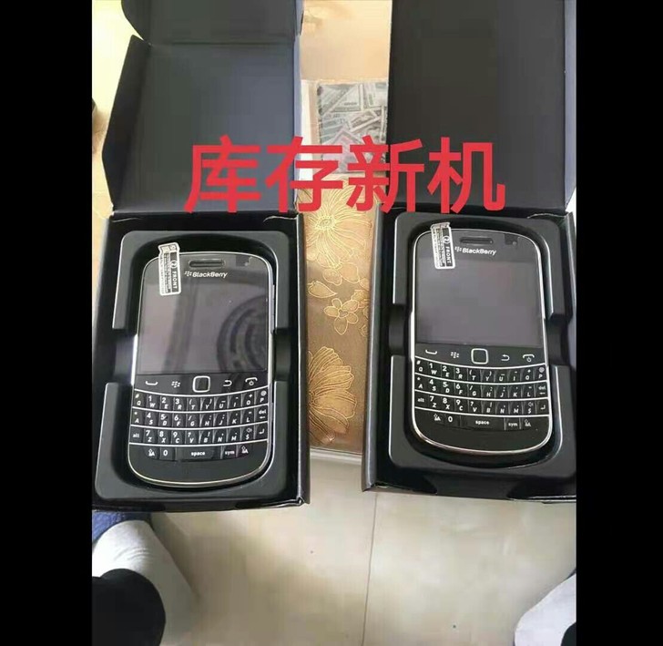 黑莓9900/9930手机