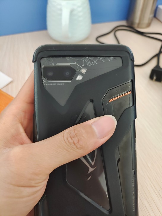 华硕rog2精英版8+128G，骁龙855...