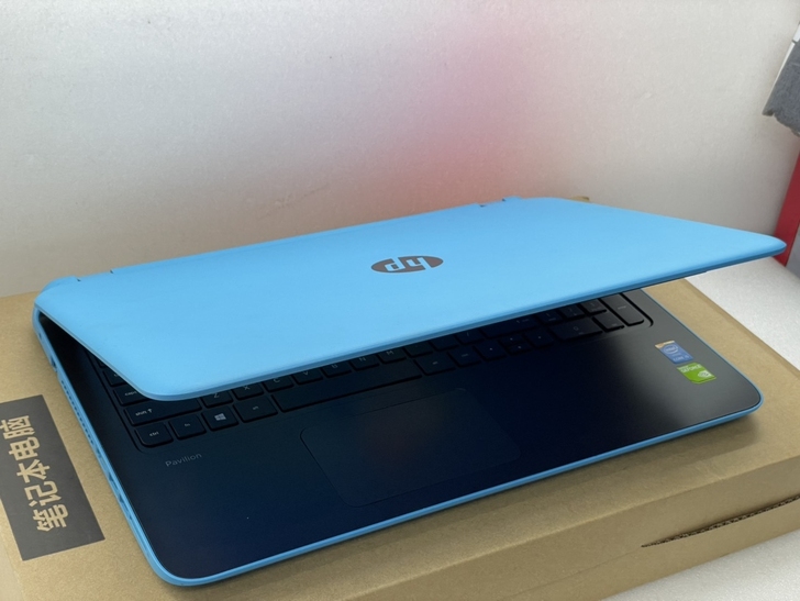 1650元  天蓝色看见就是美好心情。 惠...