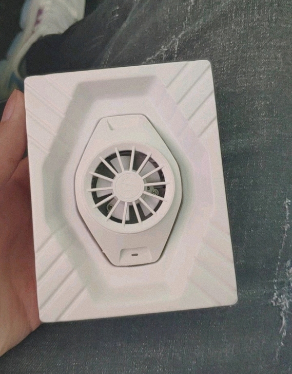 【准新品】小米黑鲨冰封散热背夹