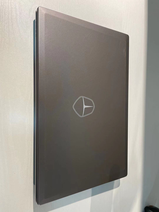 雷神i7 游戏笔记本一台