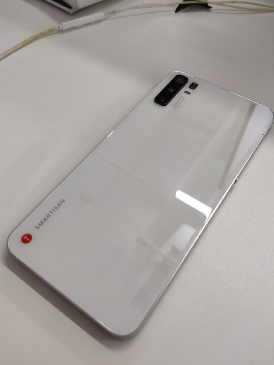 99新坚果pro3 白色 8+256g