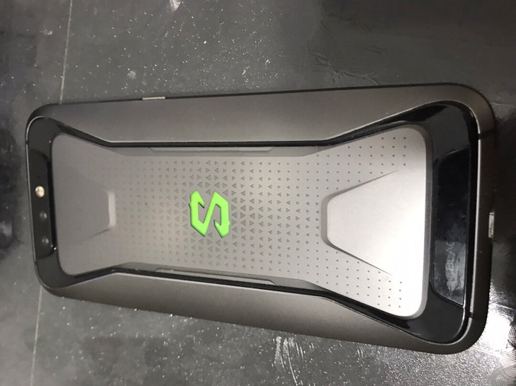 小米 黑鲨1代 8+128g 全网通