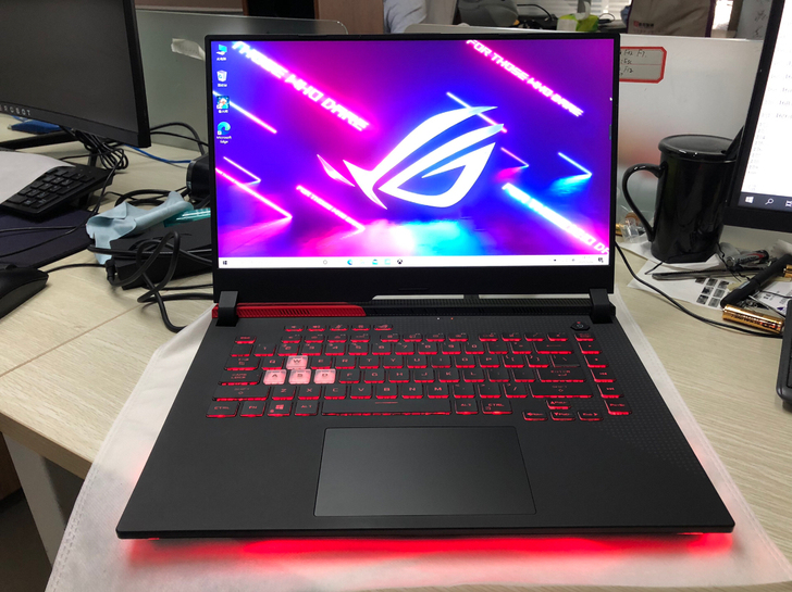 ROG魔霸新锐 2021款 15.6英寸2...