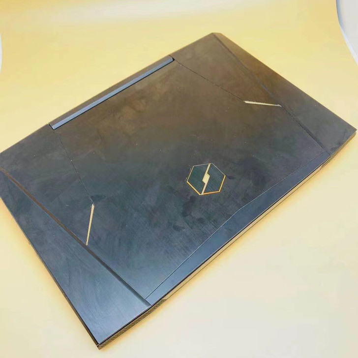 机械革命 深海泰坦X8Ti  游戏笔记本