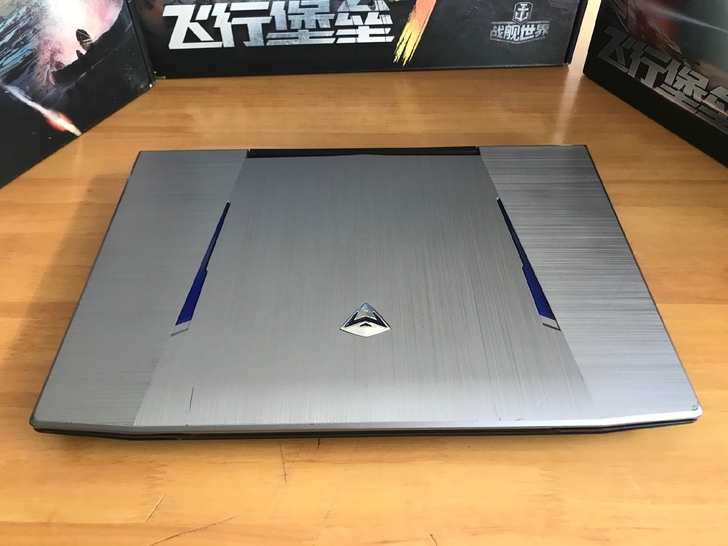 机械师Fx600，i7八代六核吃鸡游戏本