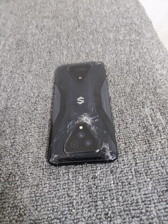 黑鲨3小米 黑鲨 游戏手机 3 (5G)...