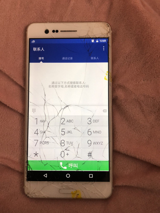 夏普 z3  4+64g 外屏坏，触摸正常...