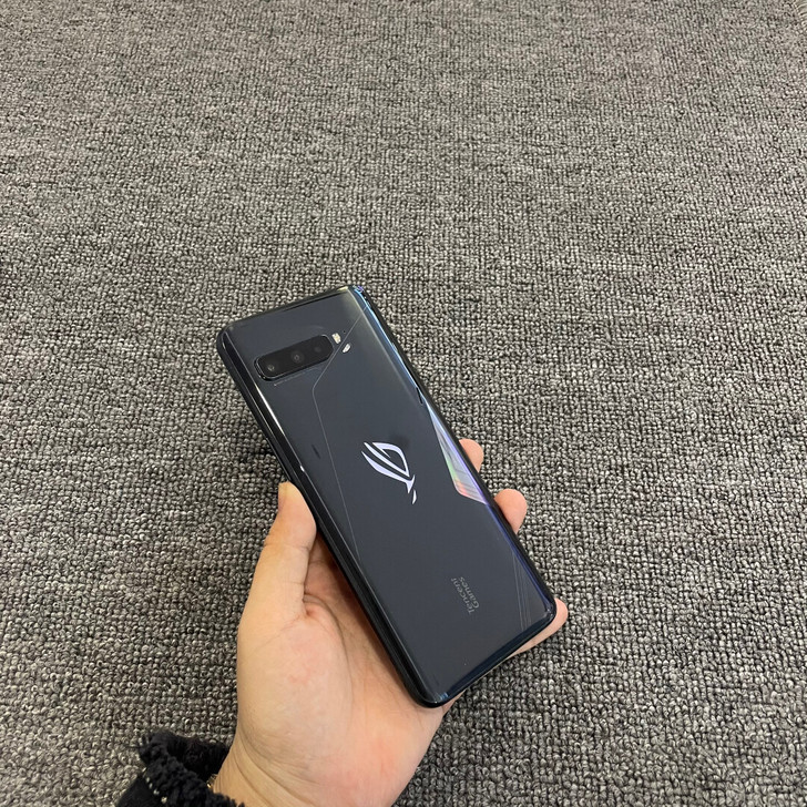 华硕Rog3 游戏手机 12+128G 9...