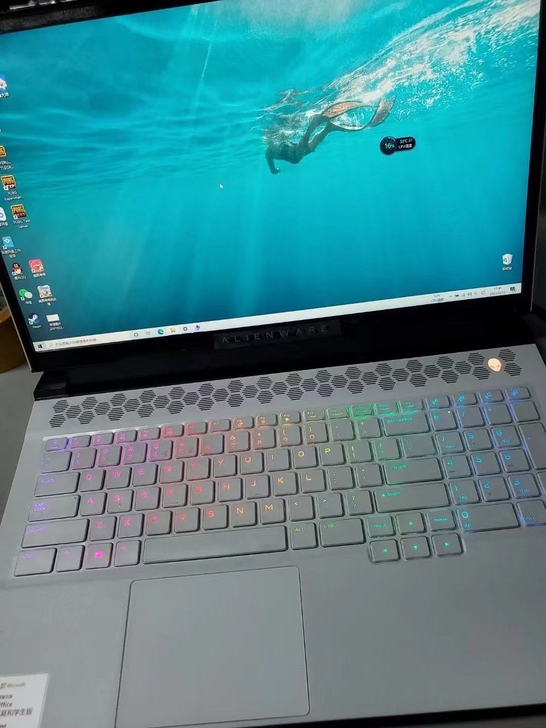 自用 外星人m17 R3