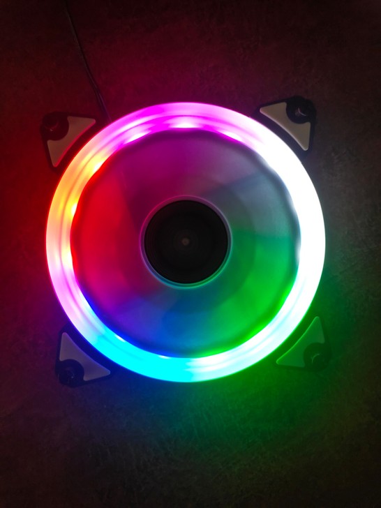 长城机箱电脑风扇，使用一切正常，成色自己看...